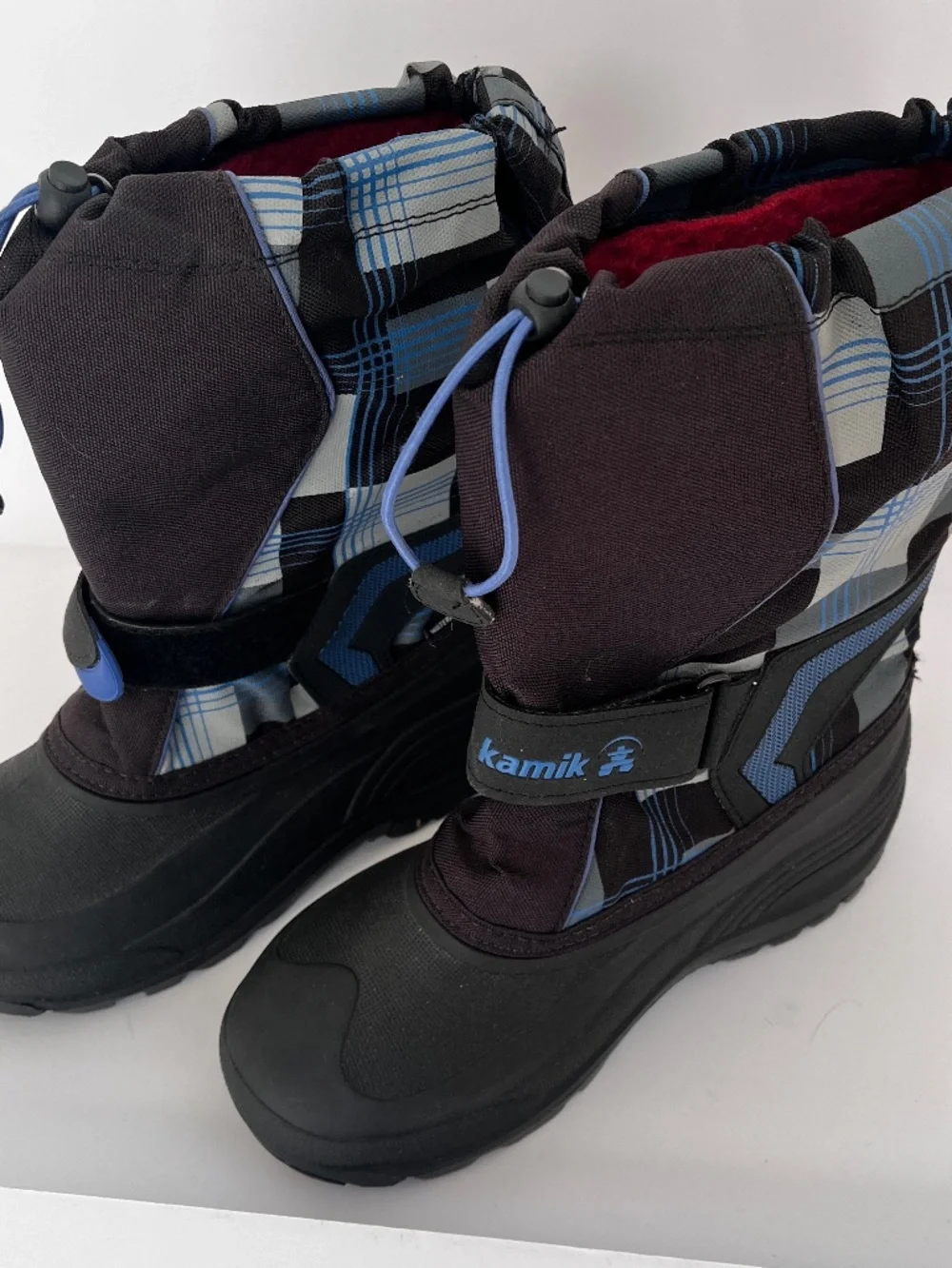 Kamik Kids Snow Boots Size 5 Waterproof Insulated Plaid Winter NWOT Youth